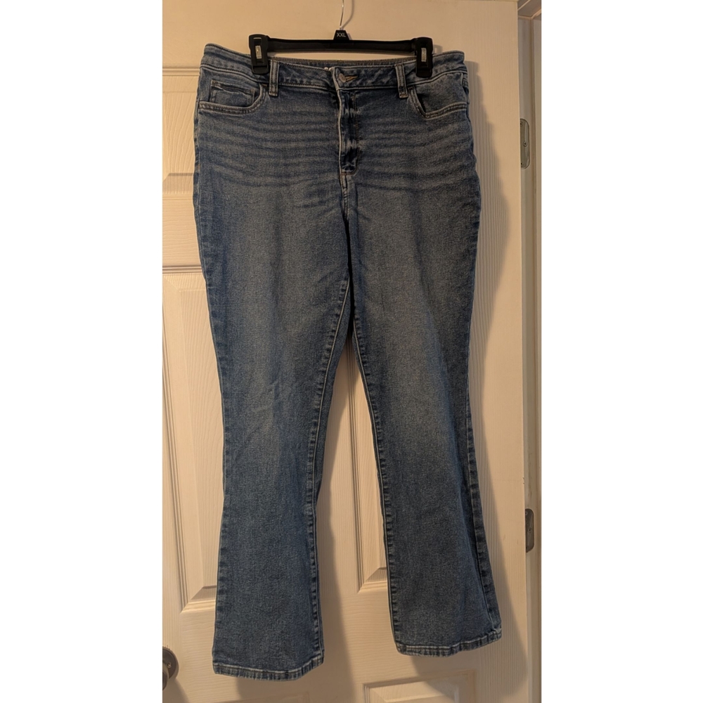 Sonoma Women's Flare Jeans in Blue